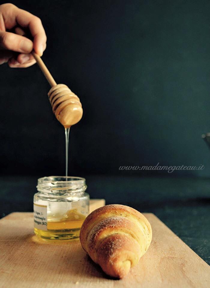 Cornetti dolci con frolla di patate