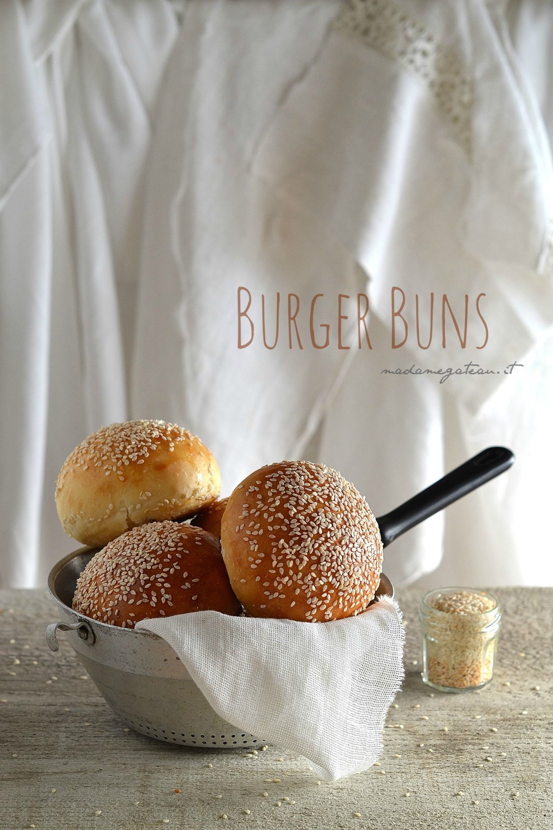 Burger Buns, panini per hamburger fatti in casa. - Madame Gateau