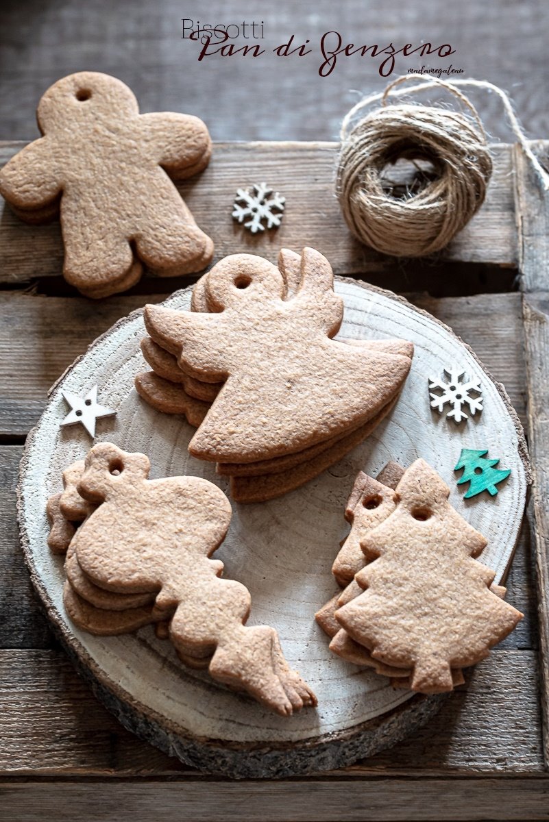 Biscotti Di Natale Con Zenzero.Biscotti Pan Di Zenzero Ricetta Montersino Madame Gateau