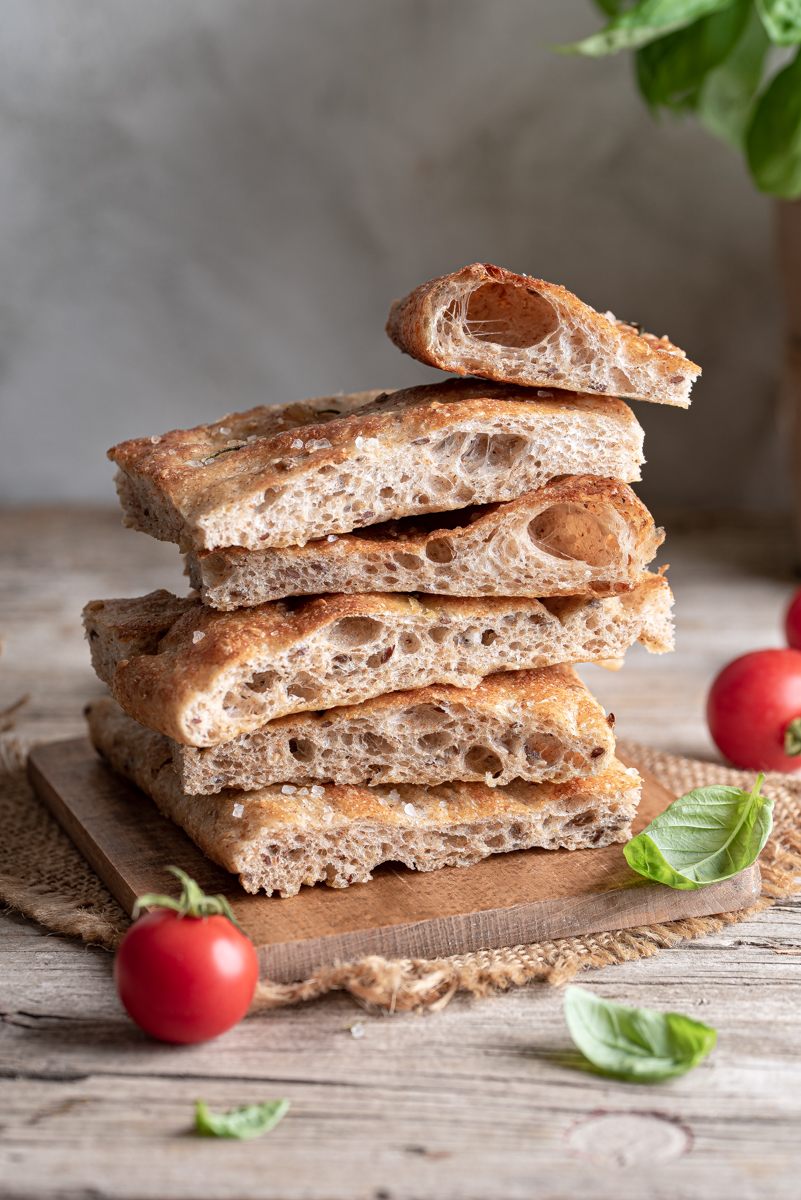 Focaccia ai cereali - Madame Gateau